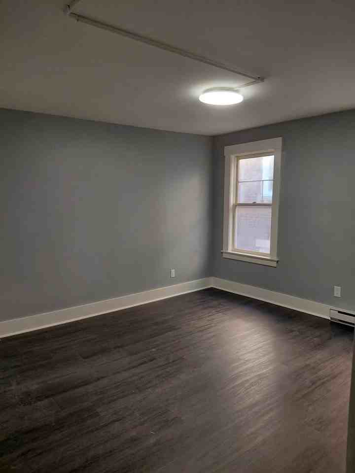 477 Main St #6 - Photo 6 of 7