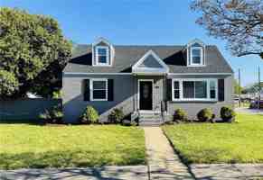 featured image of 984 Wolcott Ave #1