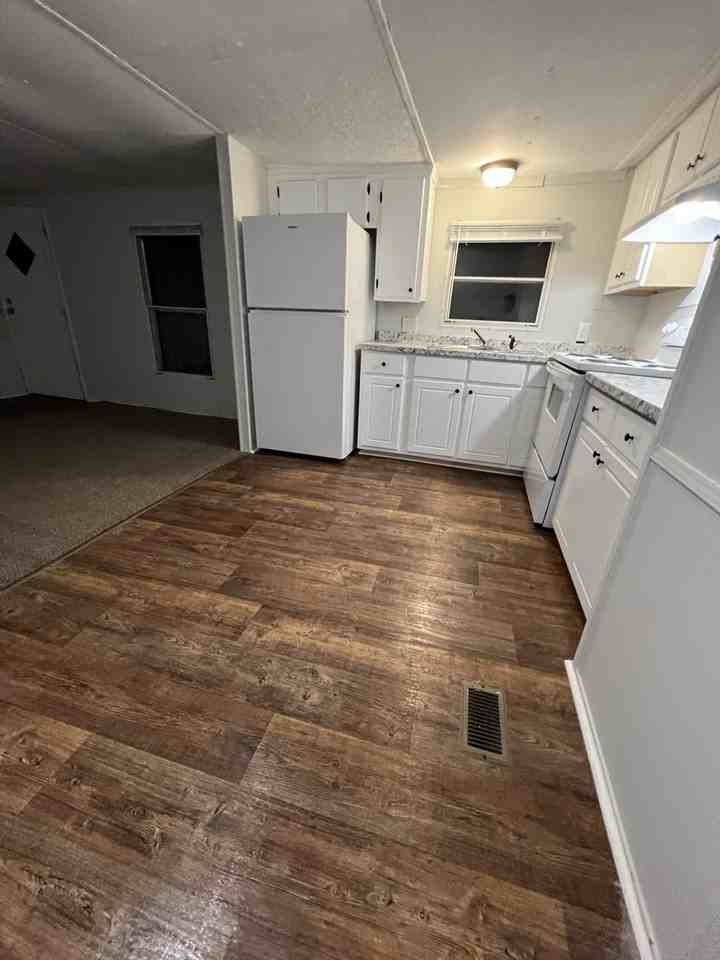 691 Julia St #1 - Photo 6 of 11