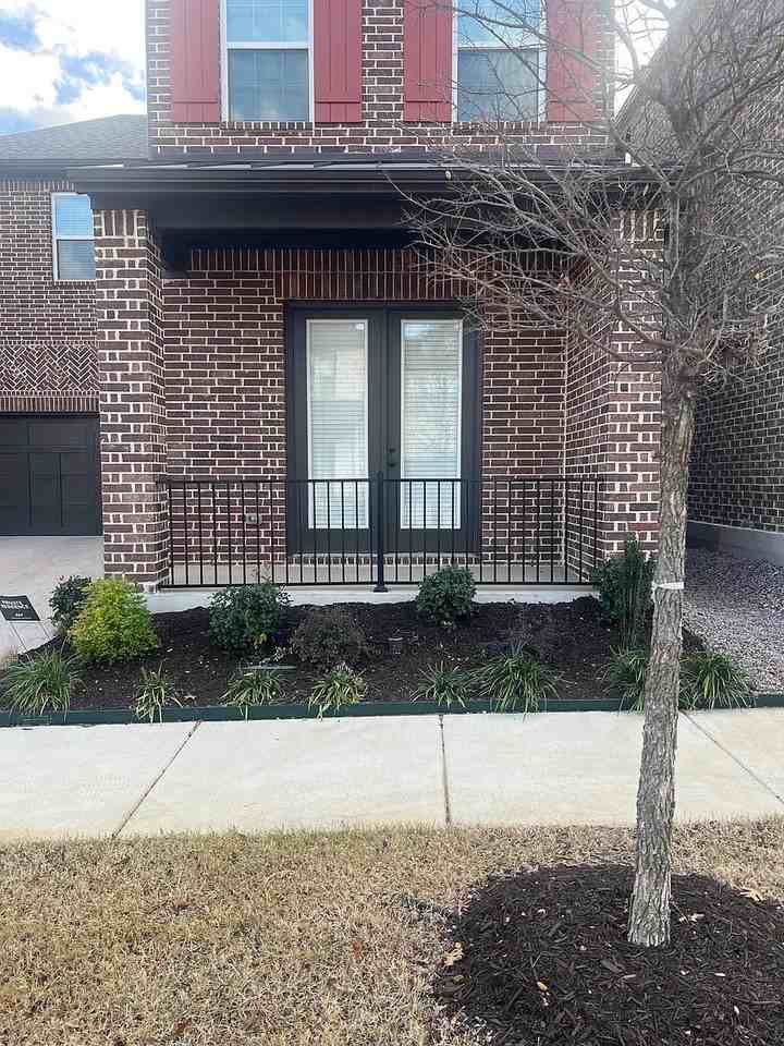 7512 Jones Dr - Photo 3 of 35