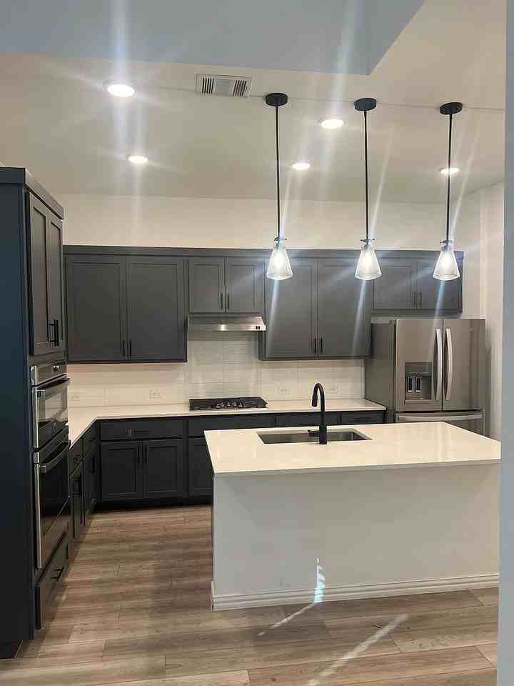 7512 Jones Dr - Photo 6 of 35