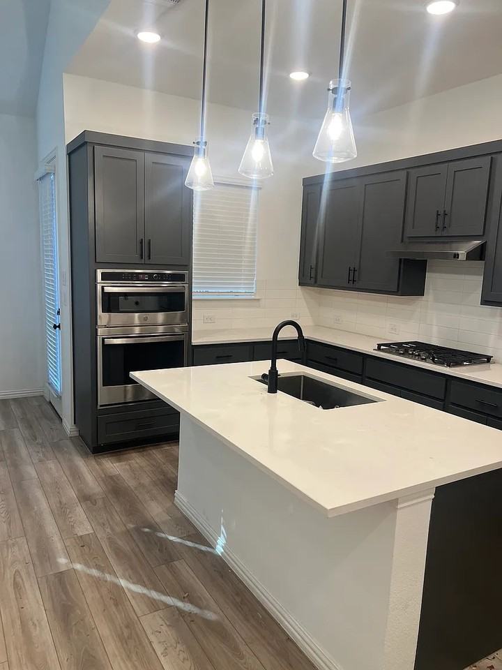 7512 Jones Dr - Photo 7 of 35