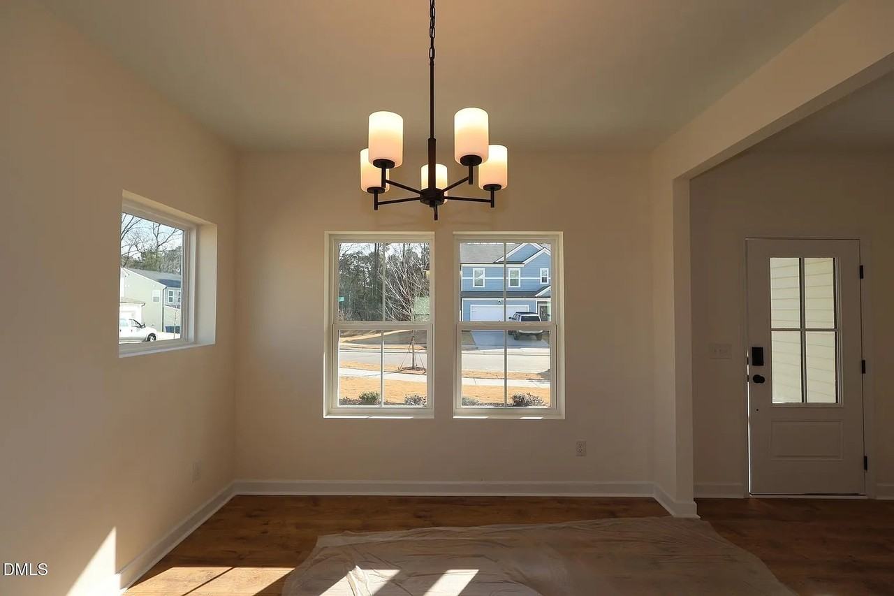 1321 Dimaggio Dr - Photo 3 of 11