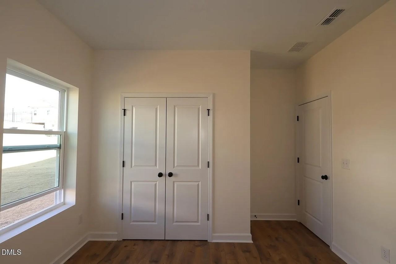 1321 Dimaggio Dr - Photo 7 of 11