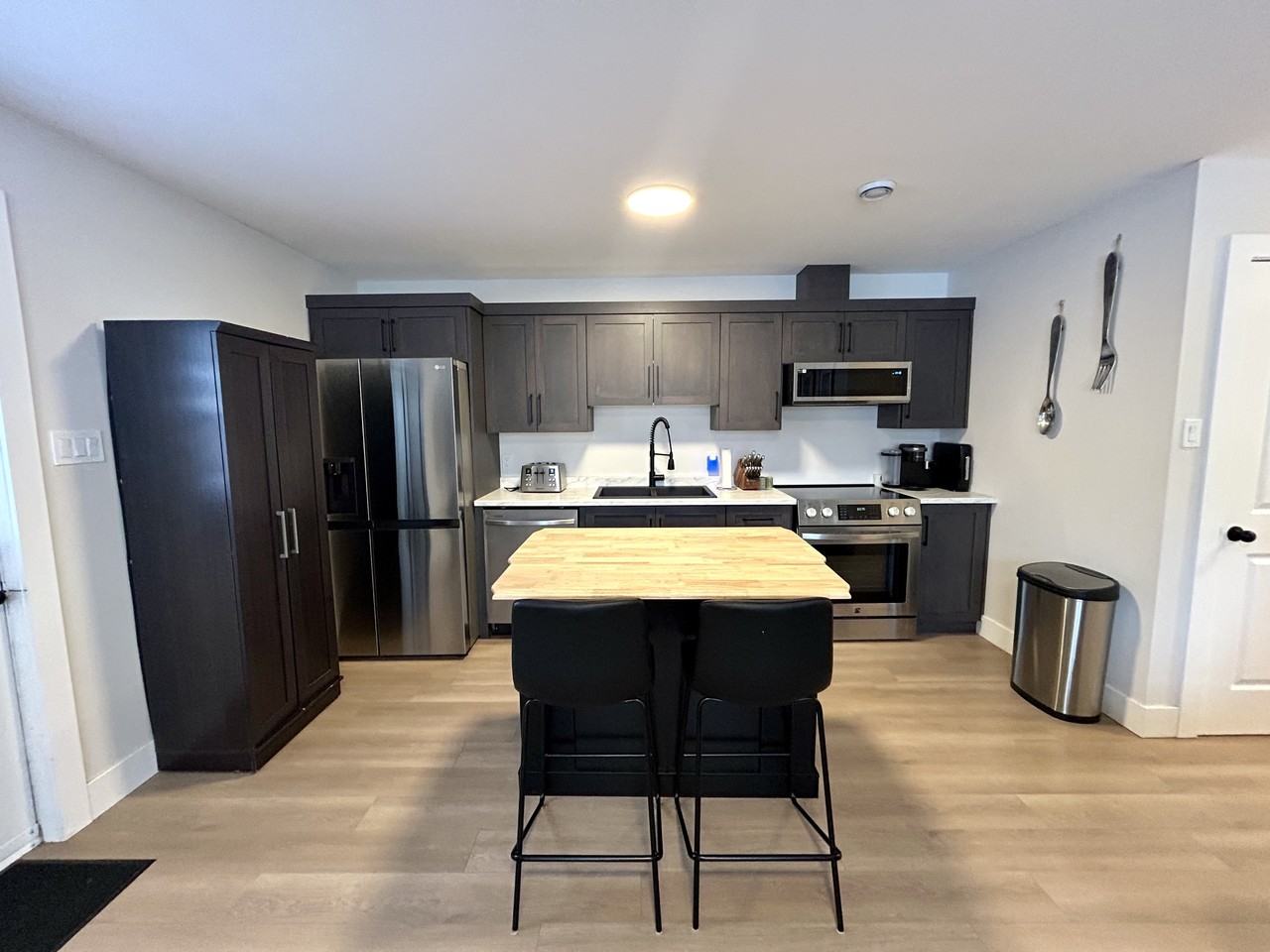 46 Gallants St #MAIN - Photo 6 of 15