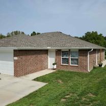 897 W Gay St #B - Photo 1 of 1