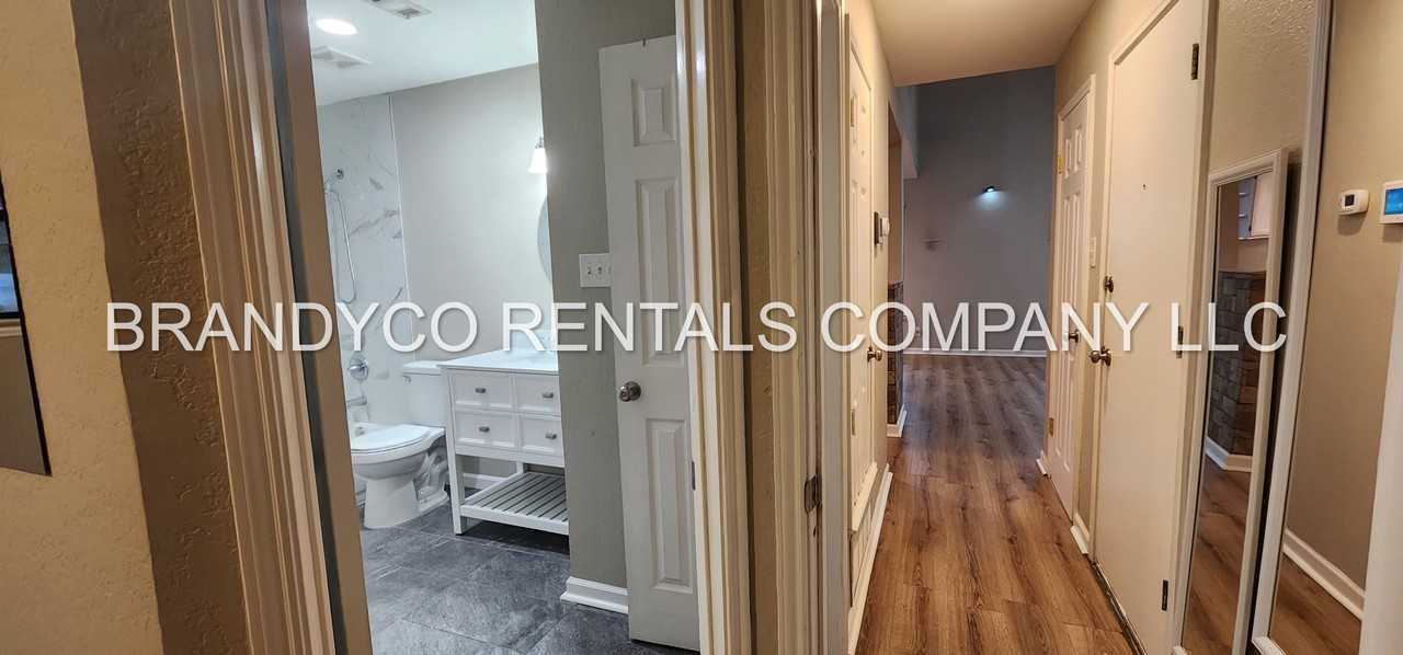 3903 London Ln #1 - Photo 5 of 16