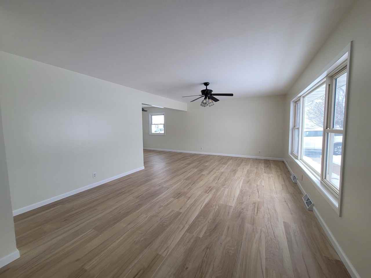 4998 10th Ave #1 - Photo 4 of 9