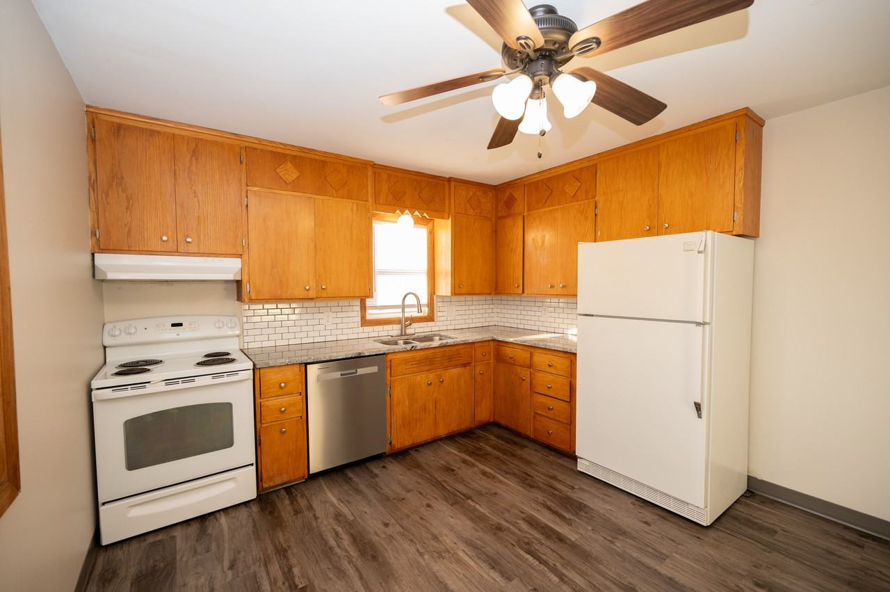 1220 4 1/2 St Nw #1 - Photo 2 of 26