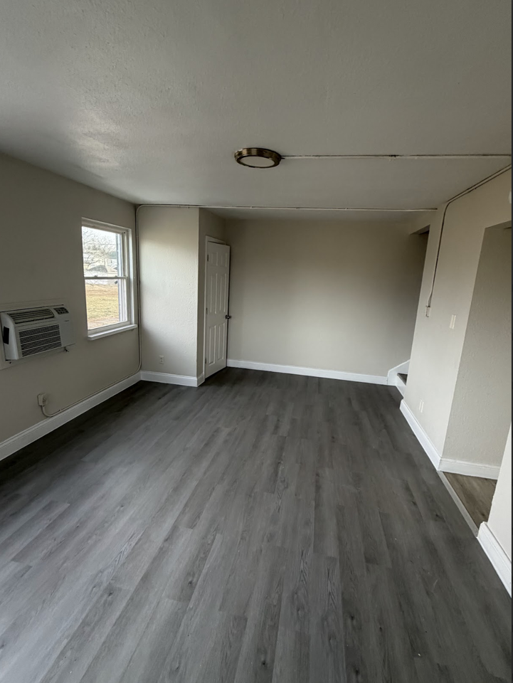 602 Pritz Avenue/802-808 Lorain Ave - 804 C #804C - Photo 4 of 10