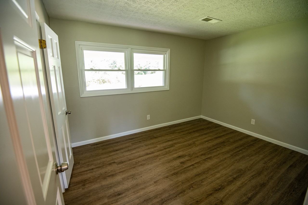 119 Remington Way #1 - Photo 5 of 11