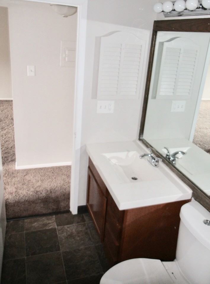 235 WEST CHESTNUT STREETAPT 417 #417 - Photo 5 of 10