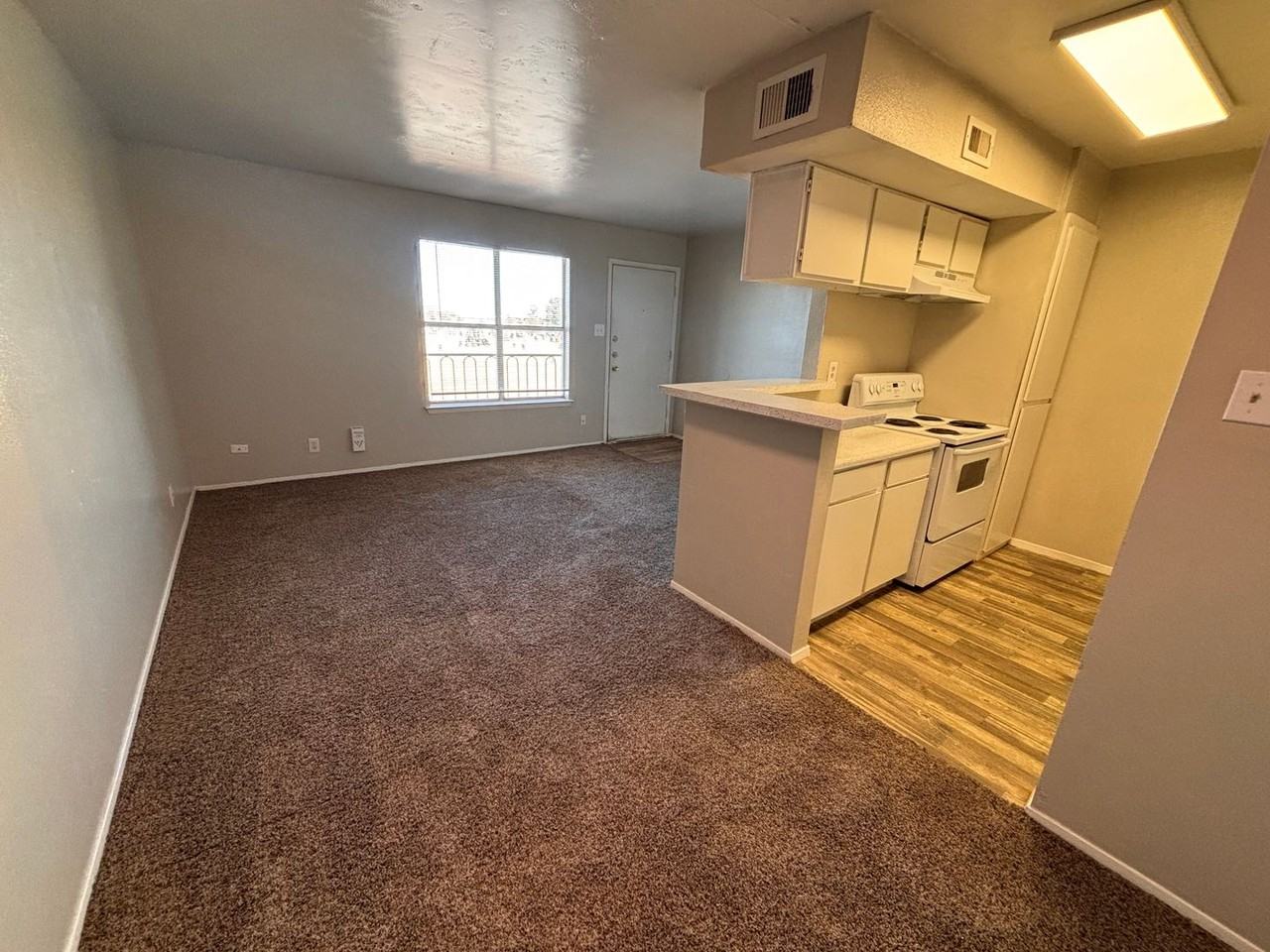 Windmill Apartments - Photo 3 of 8