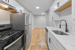 7377 N Damen Ave Apt I1 #I1 - Photo 1 of 1