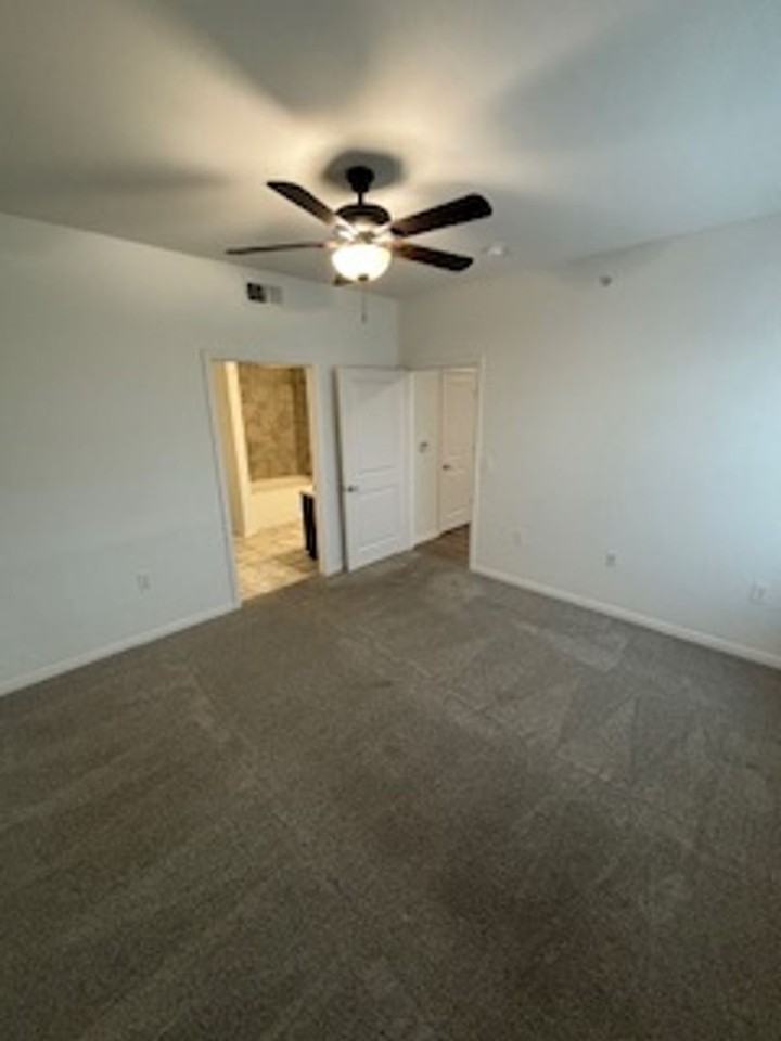 Renaissance Pointe - Photo 5 of 9