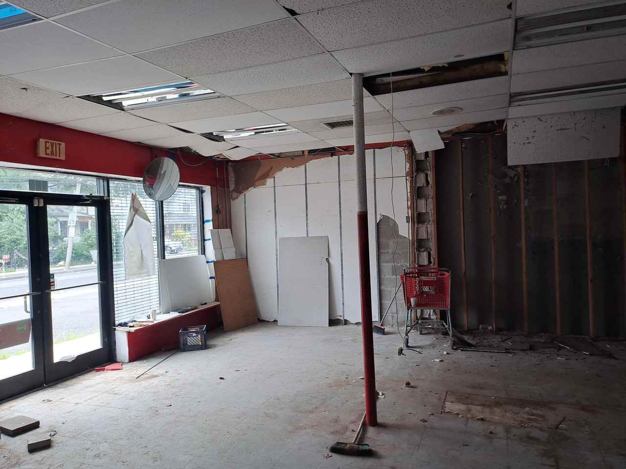 885 Albany Ave #A - Photo 6 of 17