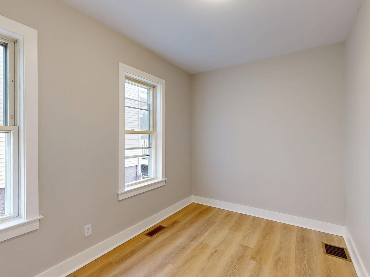 136 Paris St #3 - Photo 6 of 15