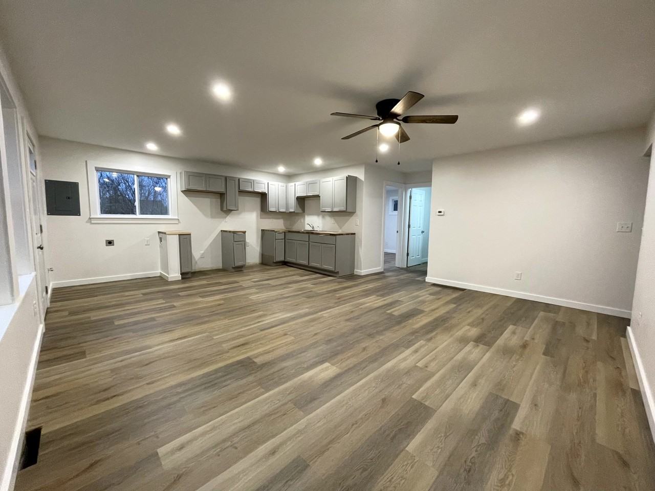 7350 N Beach Ave #1 - Photo 3 of 13