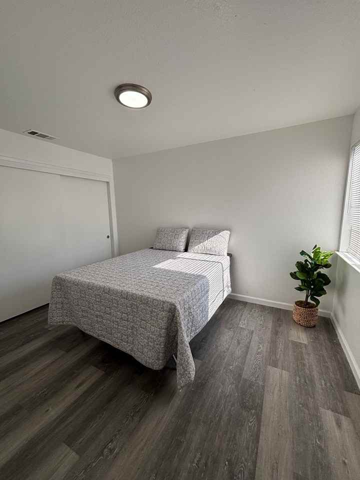 Thrive Living Homes - Photo 5 of 25