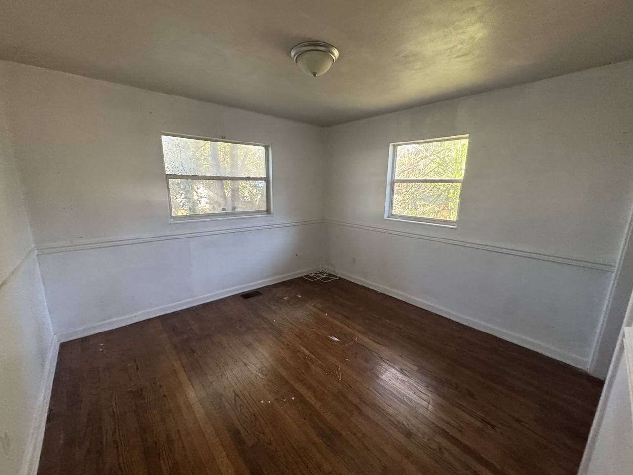 1722 Pine Ave #10 - Photo 5 of 24