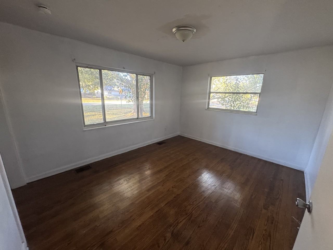 1722 Pine Ave #10 - Photo 6 of 24