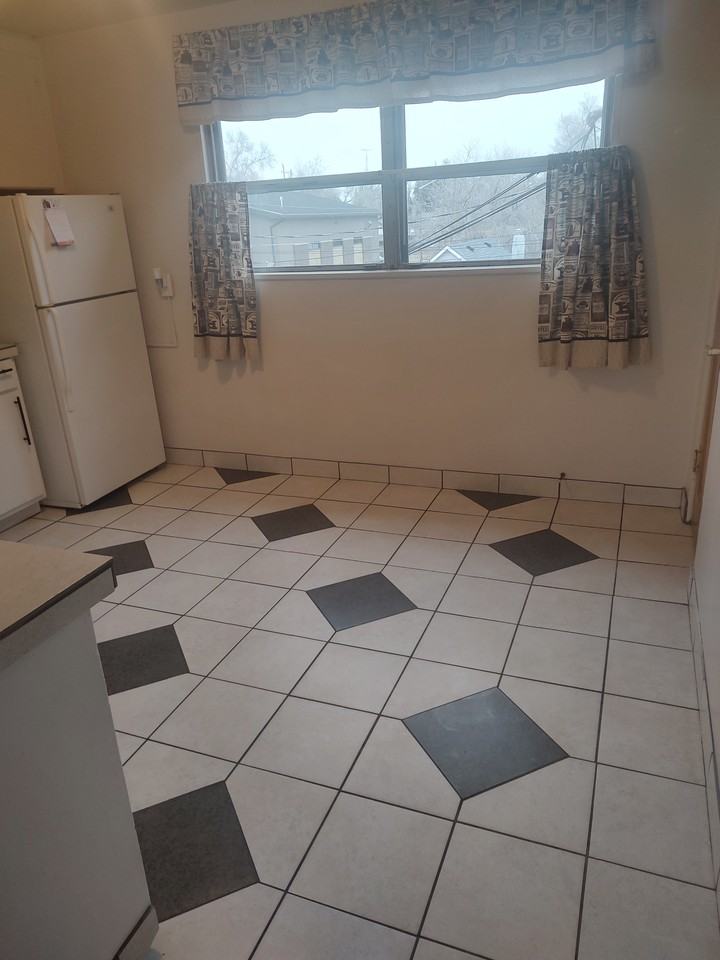 1006 Richardson Ct #5 - Photo 6 of 10