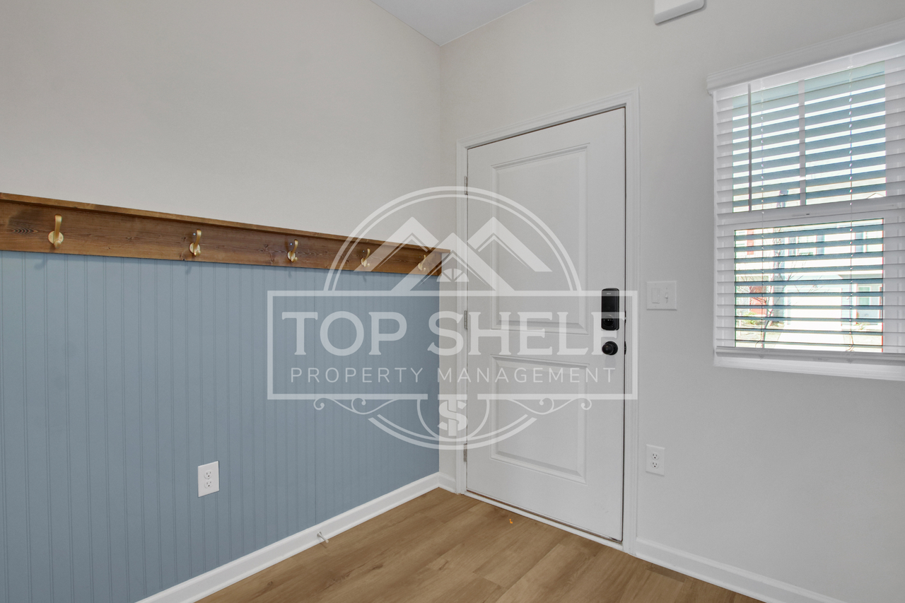 102 Jaxton St #1 - Photo 4 of 36