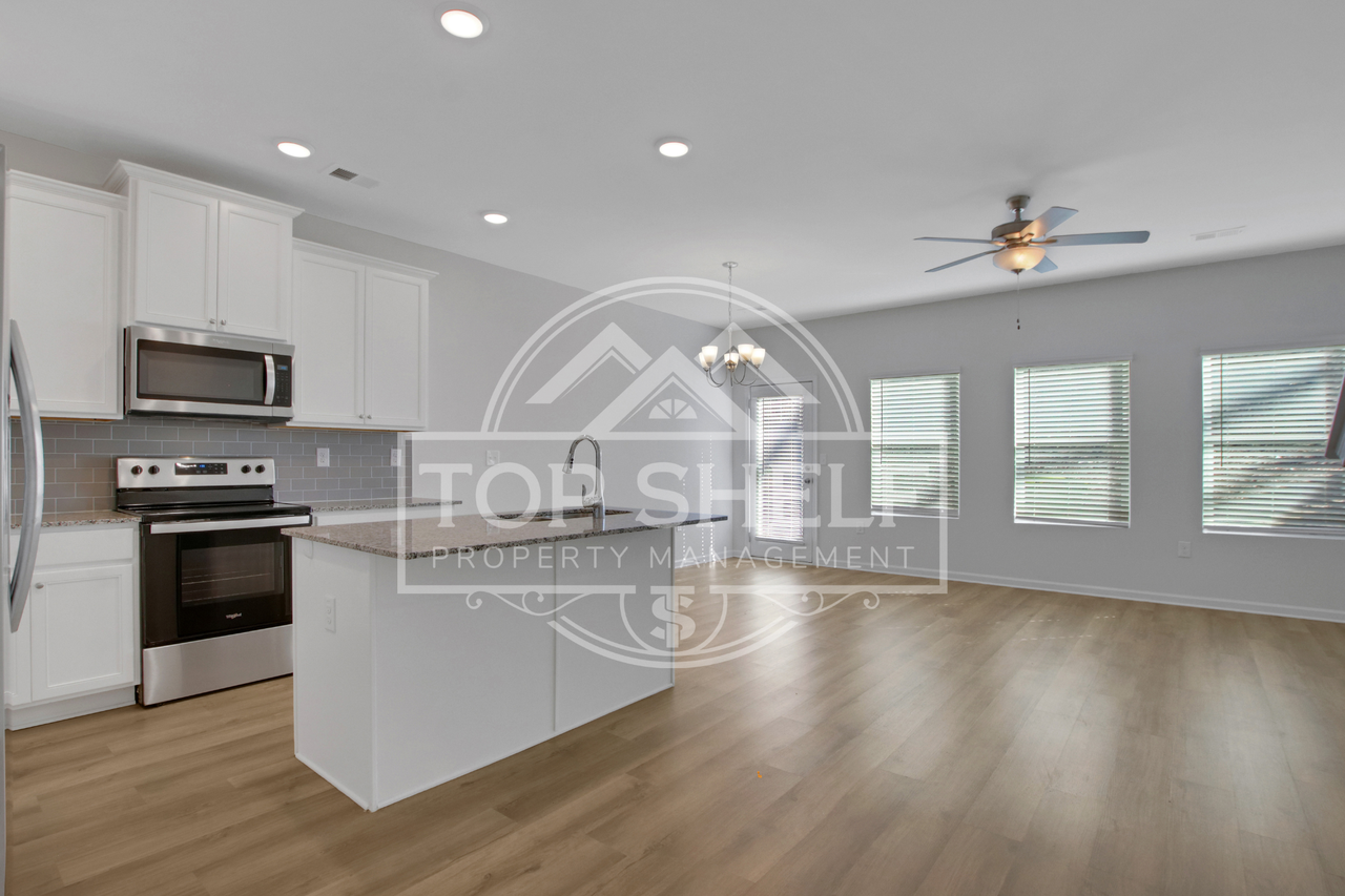 102 Jaxton St #1 - Photo 6 of 36