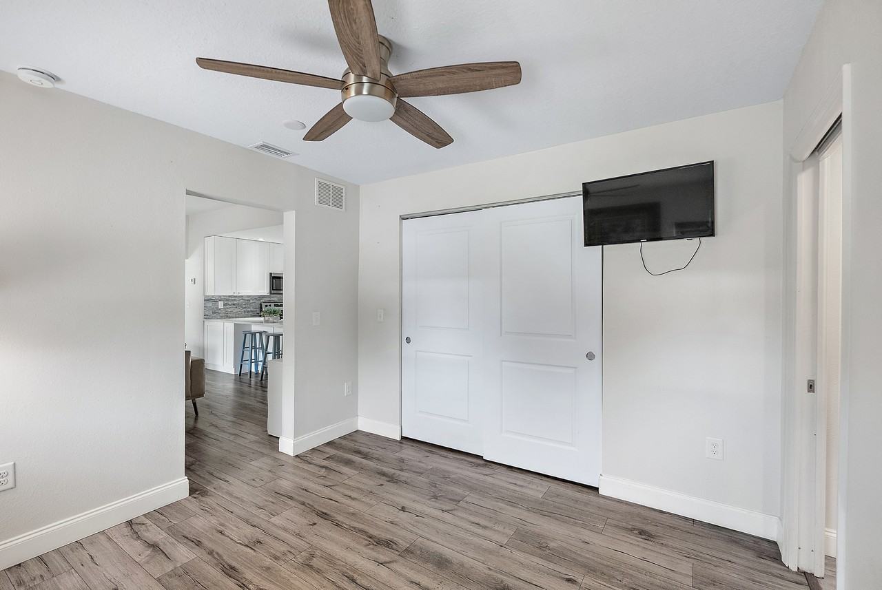 6631 Bougainvilla Ave S #1 - Photo 7 of 23