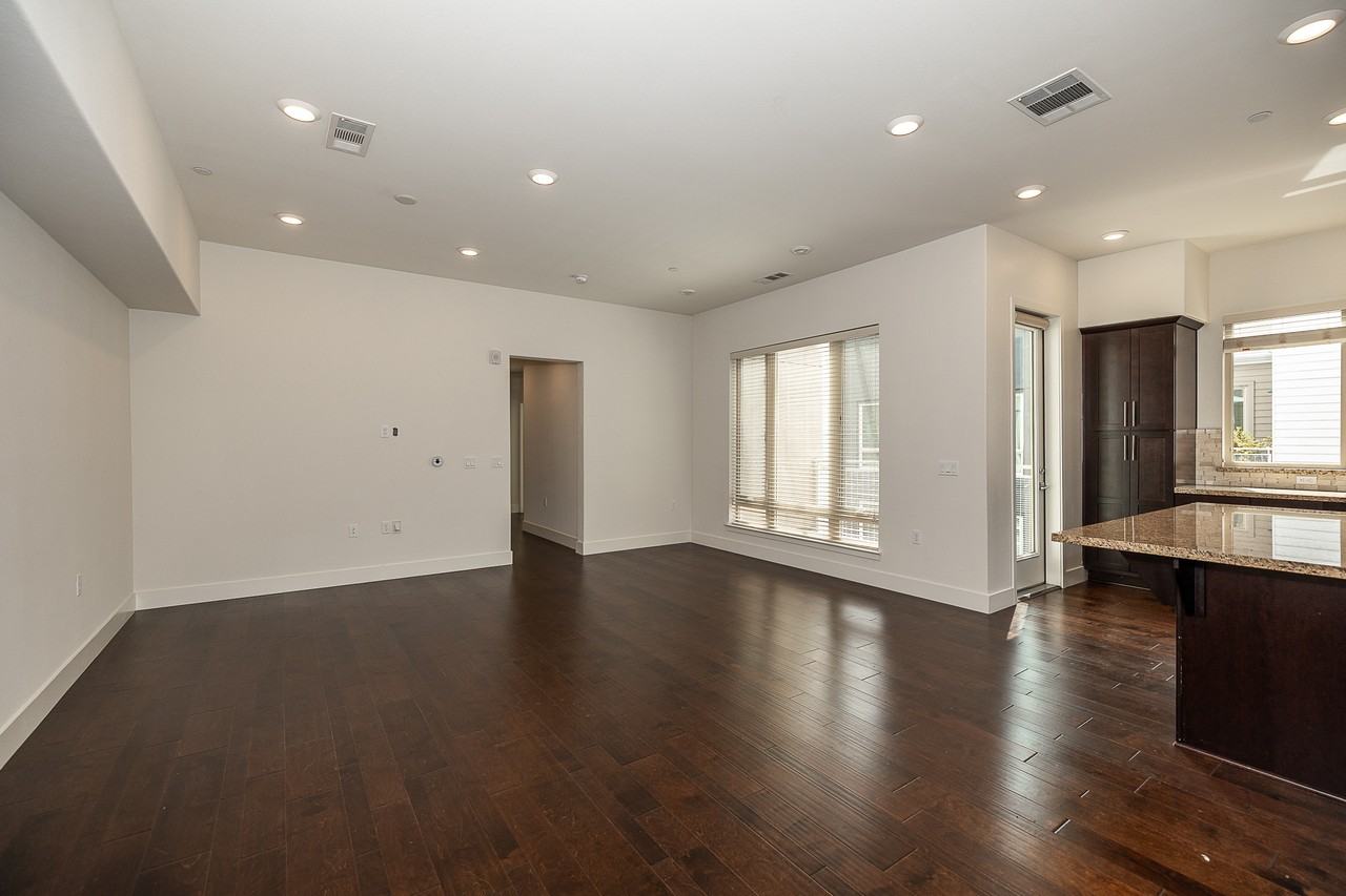 1690 Delano St #1 - Photo 4 of 34