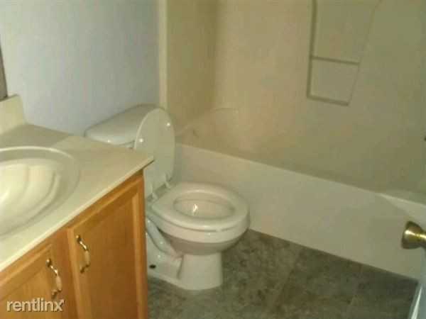 11195 Ivy Dr - Photo 3 of 8