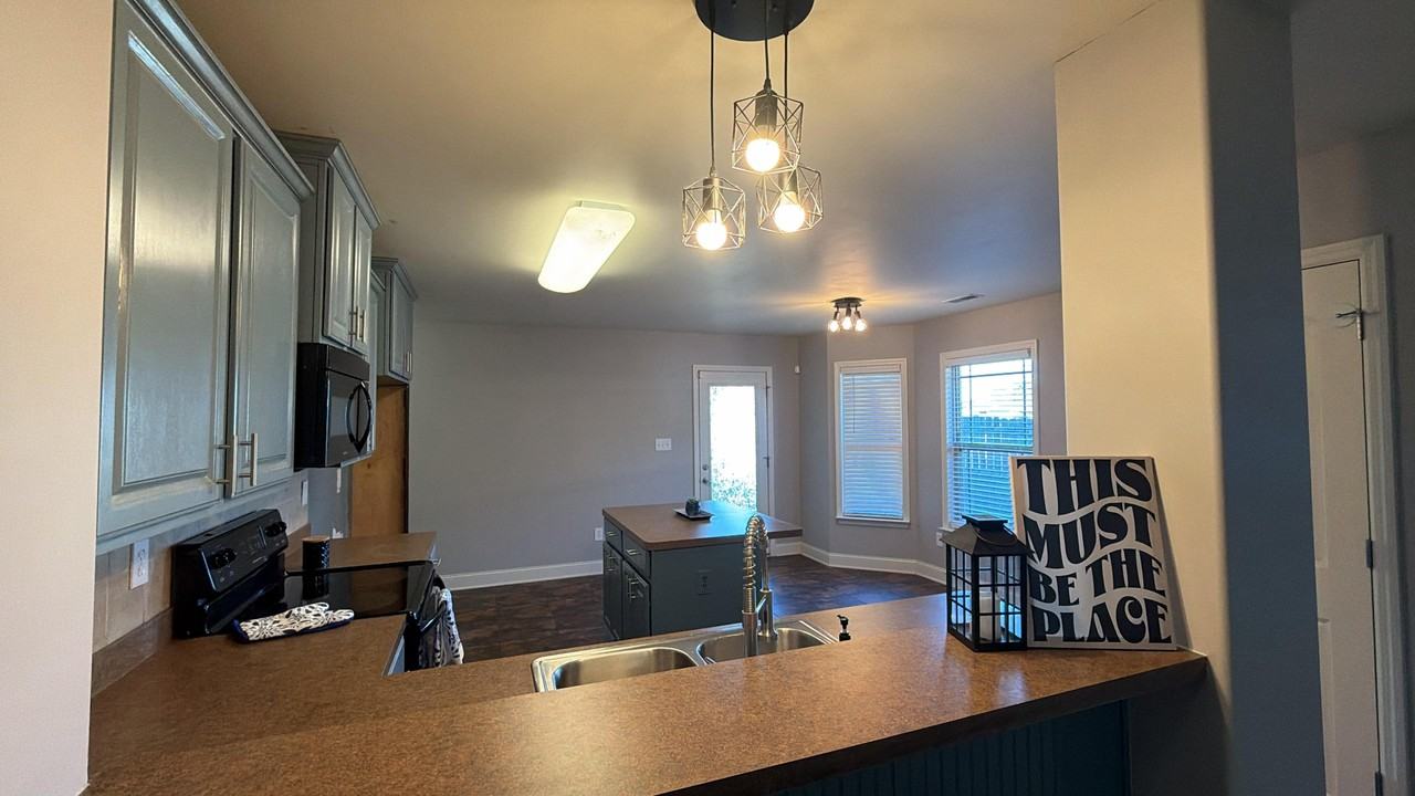 176 Fields Pond Dr #1 - Photo 7 of 15