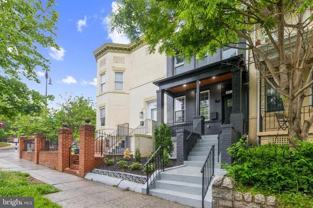 1129 8th St Ne #1 - Photo 1 of 1