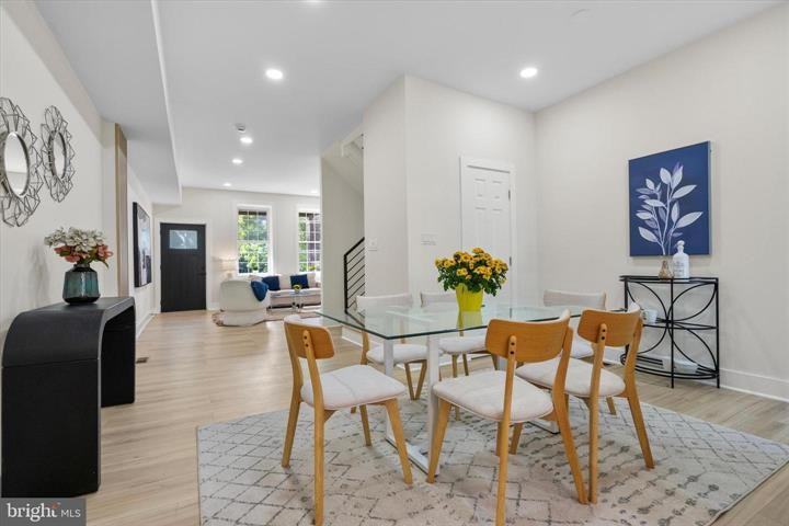 1129 8th St Ne #1 - Photo 7 of 30