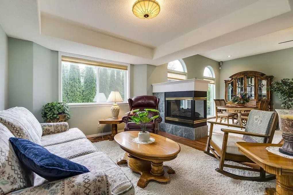 1653 E Club Ln #1 - Photo 5 of 8