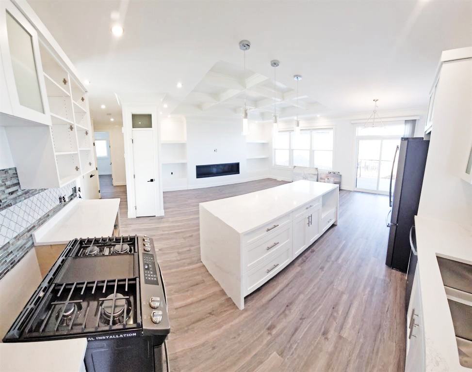 8823 A-8823 112 Ave - F144 - Photo 2 of 10