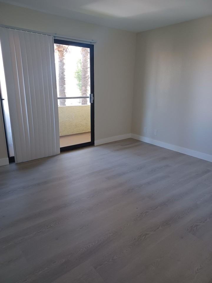 Eton Palms - Photo 5 of 6