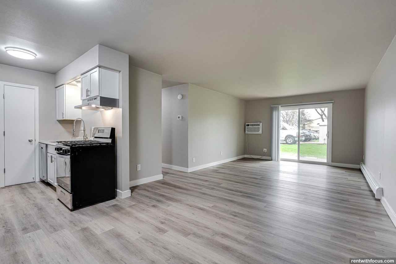 The Cornerstone - Photo 2 of 18