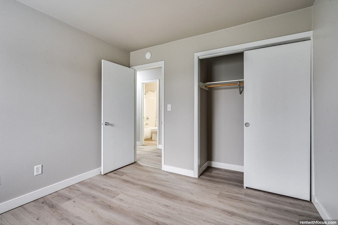 The Cornerstone - Photo 5 of 18