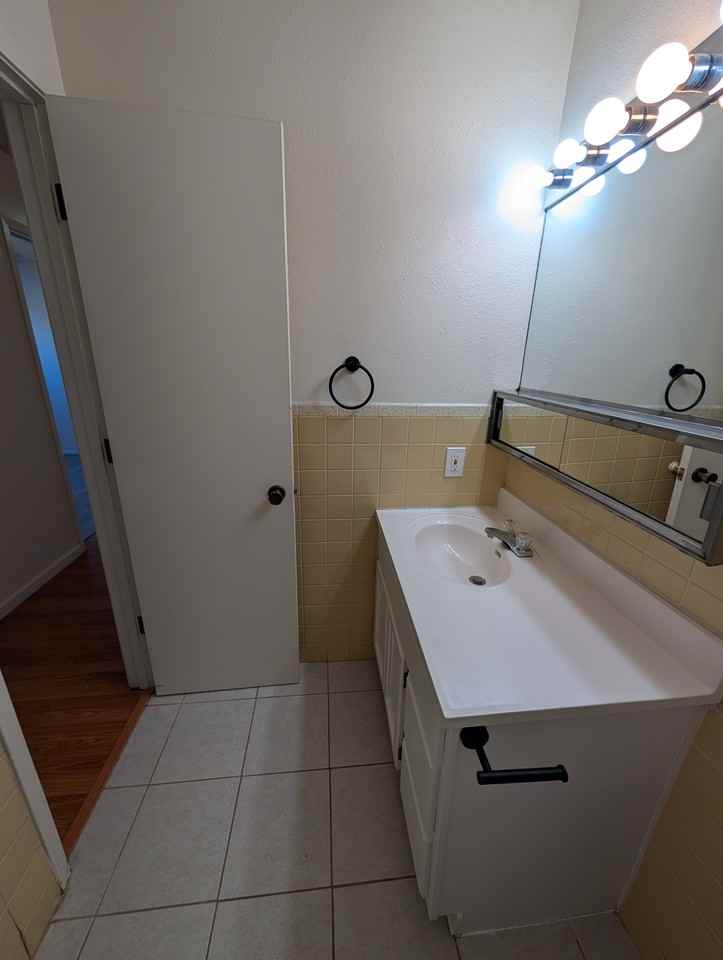 2214 N Campus Dr #2 - Photo 2 of 3