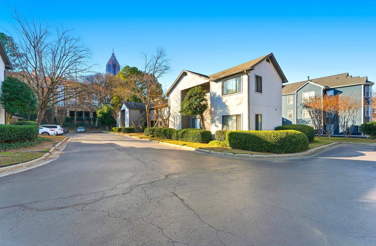 56 Finch Trl Ne #1 - Photo 3 of 36