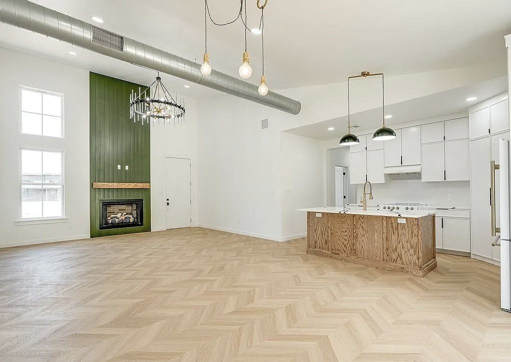 17466 County Road 3539 #1 - Photo 2 of 10