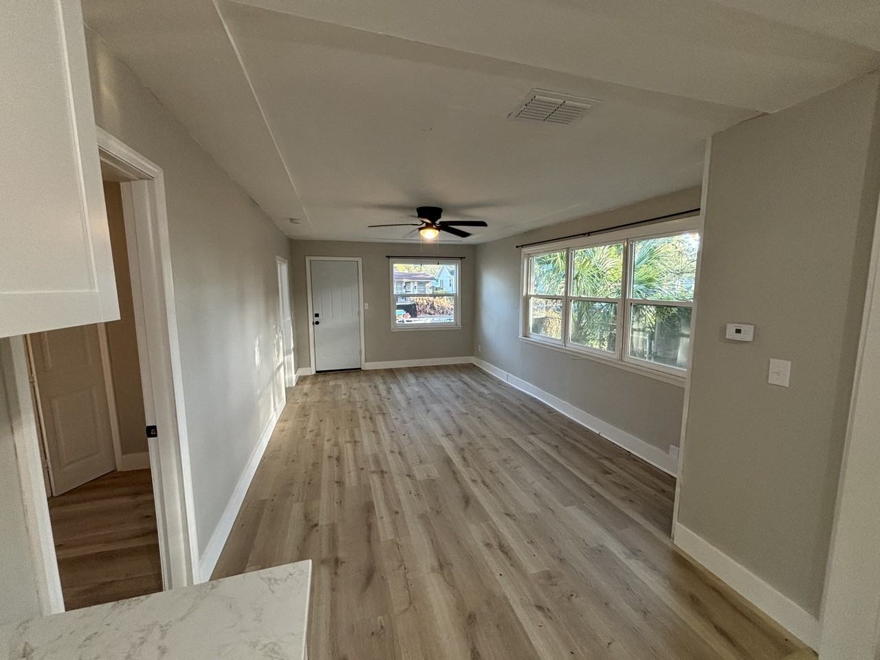 1709 E Chelsea St #F - Photo 7 of 9