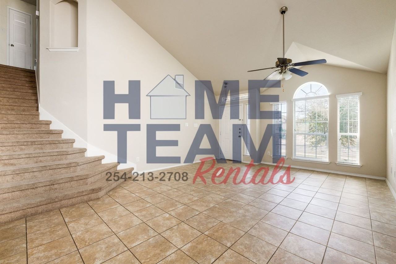 9602 Glynhill Ct - Photo 3 of 28