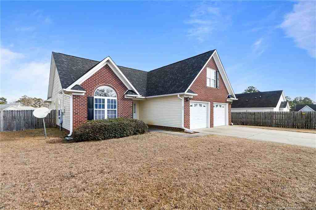 825 Coathill St #MP - Photo 3 of 32