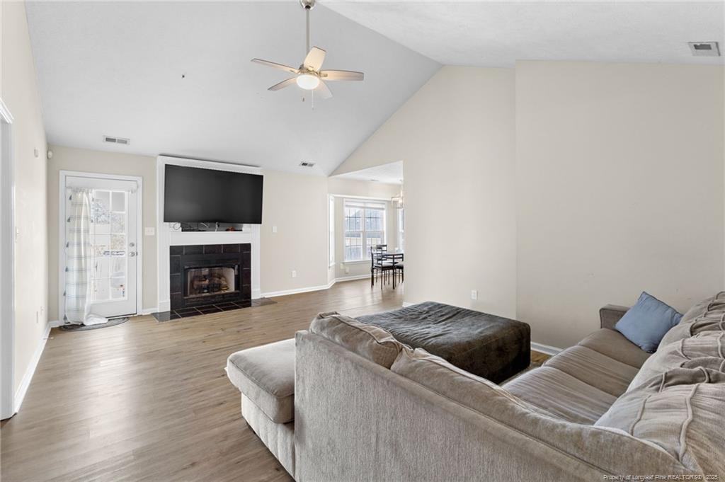 825 Coathill St #MP - Photo 6 of 32