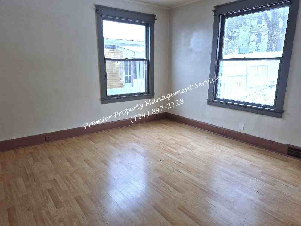 1305 Irwin St #1 - Photo 5 of 14