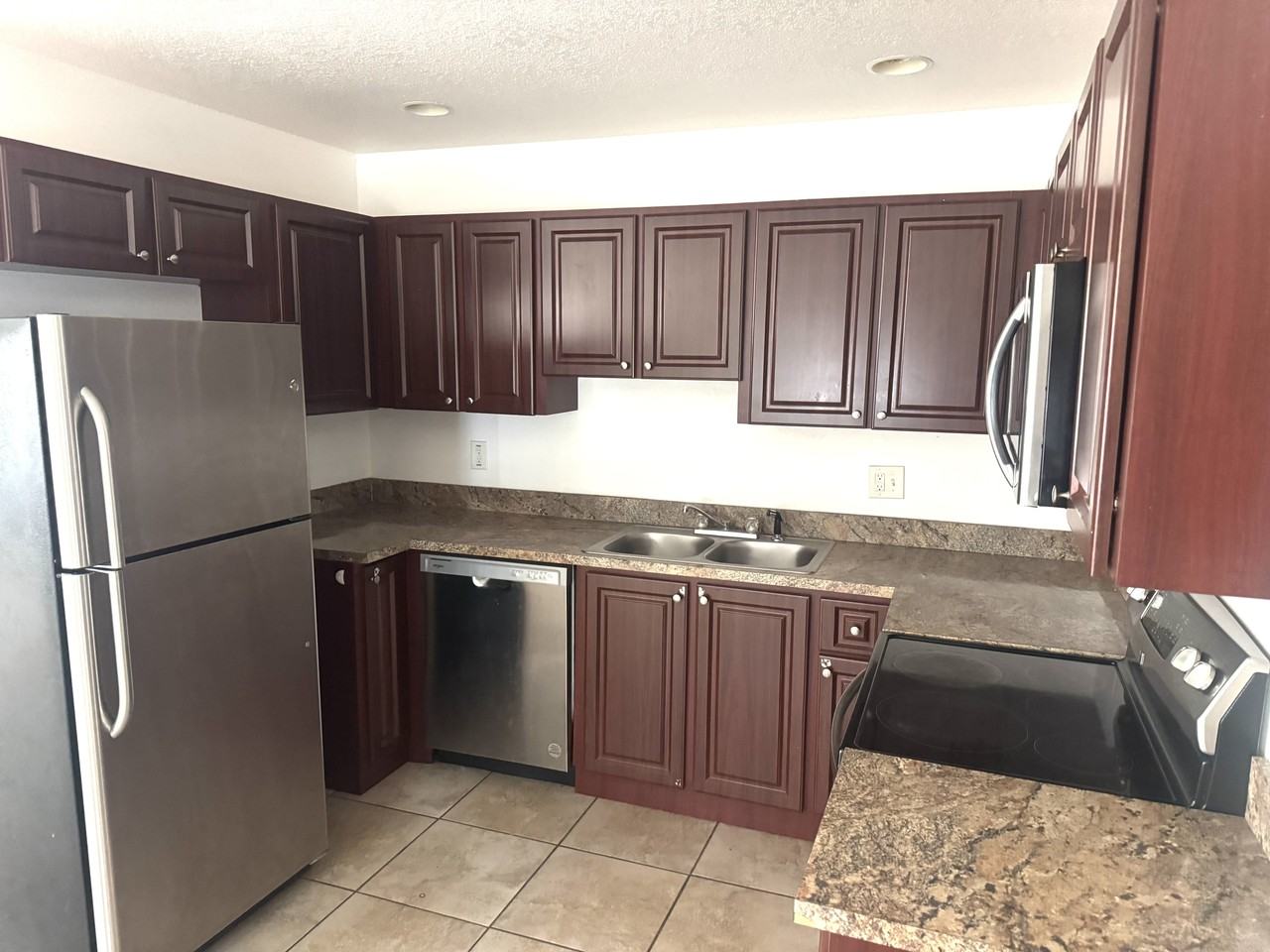 4435 Perch St #1 - Photo 3 of 10