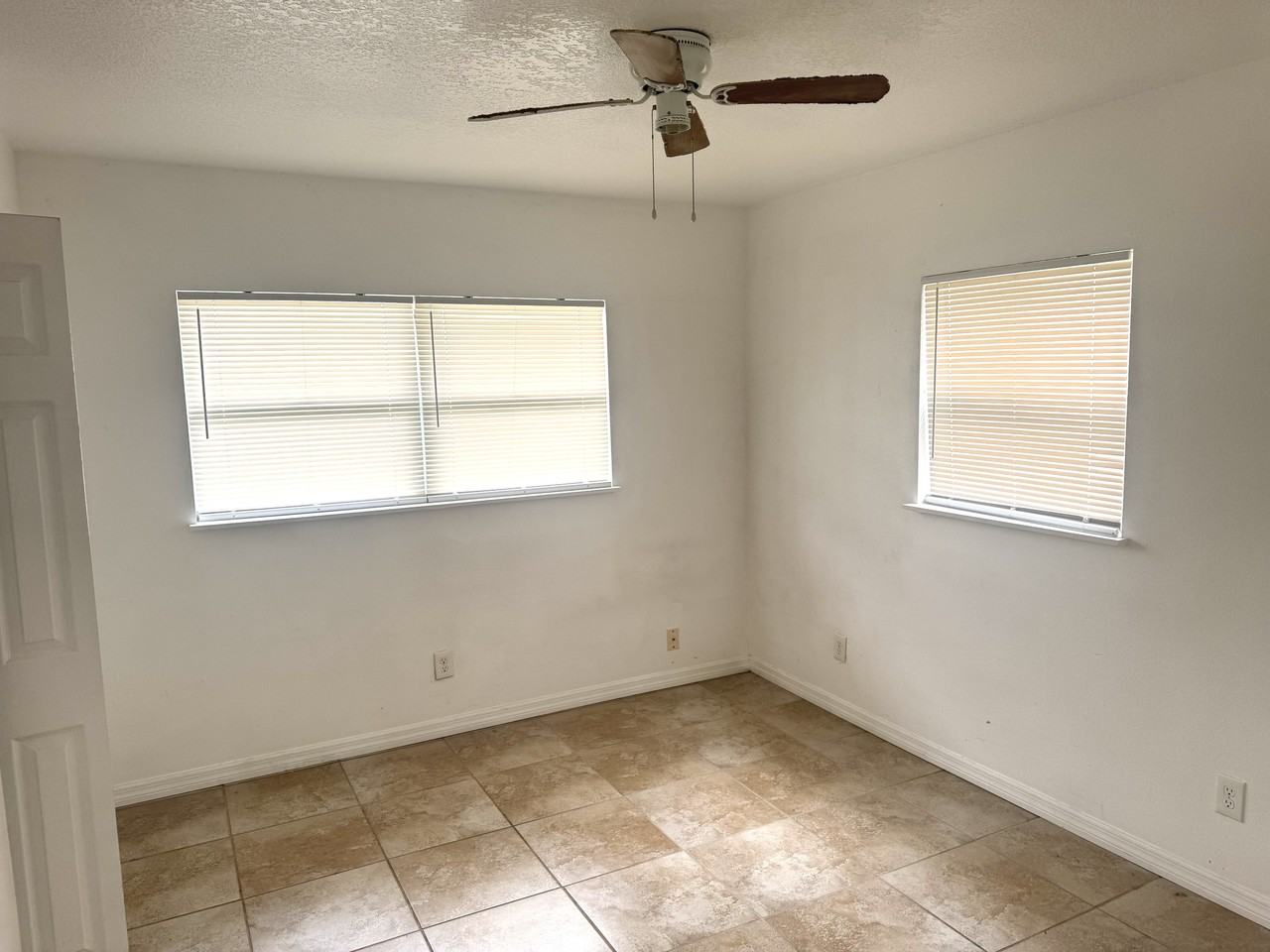 4435 Perch St #1 - Photo 7 of 10