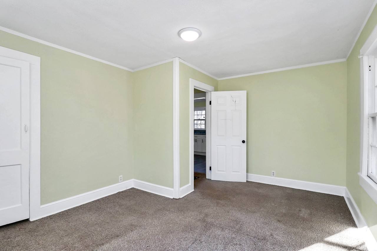 1208 Saratoga Dr #1 - Photo 7 of 24